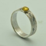 Ring aus 925 Sterlingsilber mit gelbem Turmalin